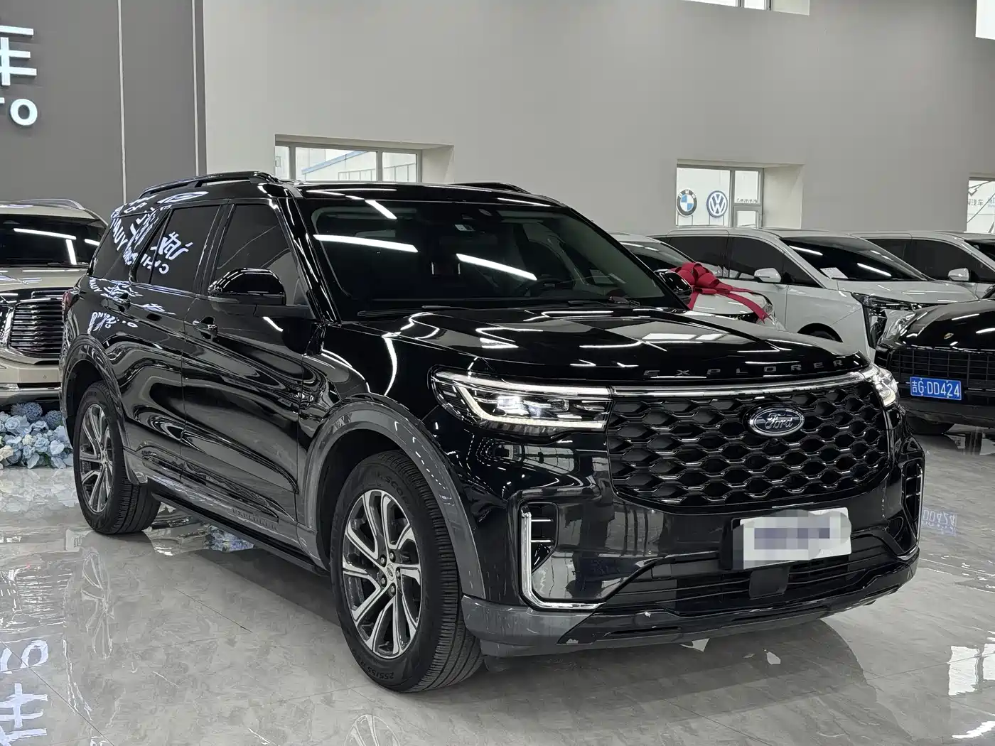 FORD EXPLORER