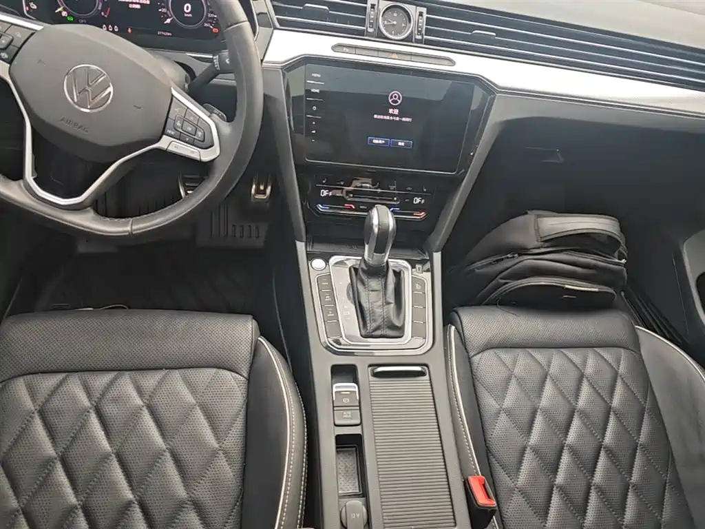 Volkswagen Magotan GTE Plug-in Hybrid 2022 GTE Luxury фото 14