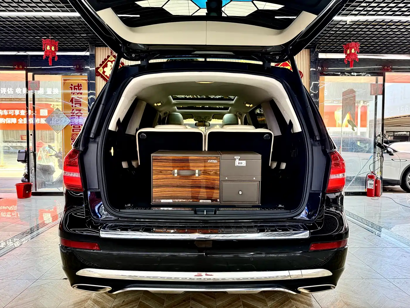 Фото 17 - Mercedes-Benz GLS