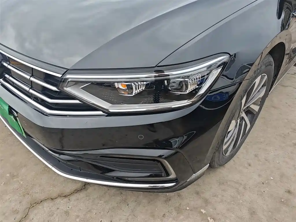Volkswagen Magotan GTE Plug-in Hybrid 2022 GTE Luxury фото 24