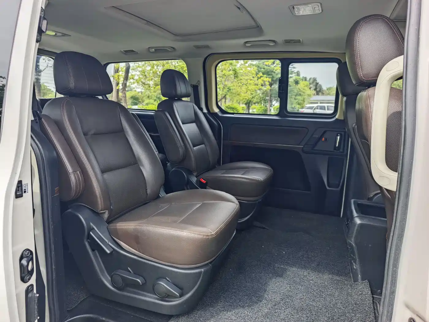 Dongfeng Fengxing Fengxing CM7 2018 2018 2.0T Automatic Exclusive