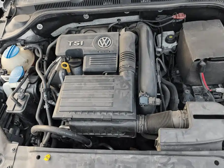 Фото 10 - Volkswagen Sagitar