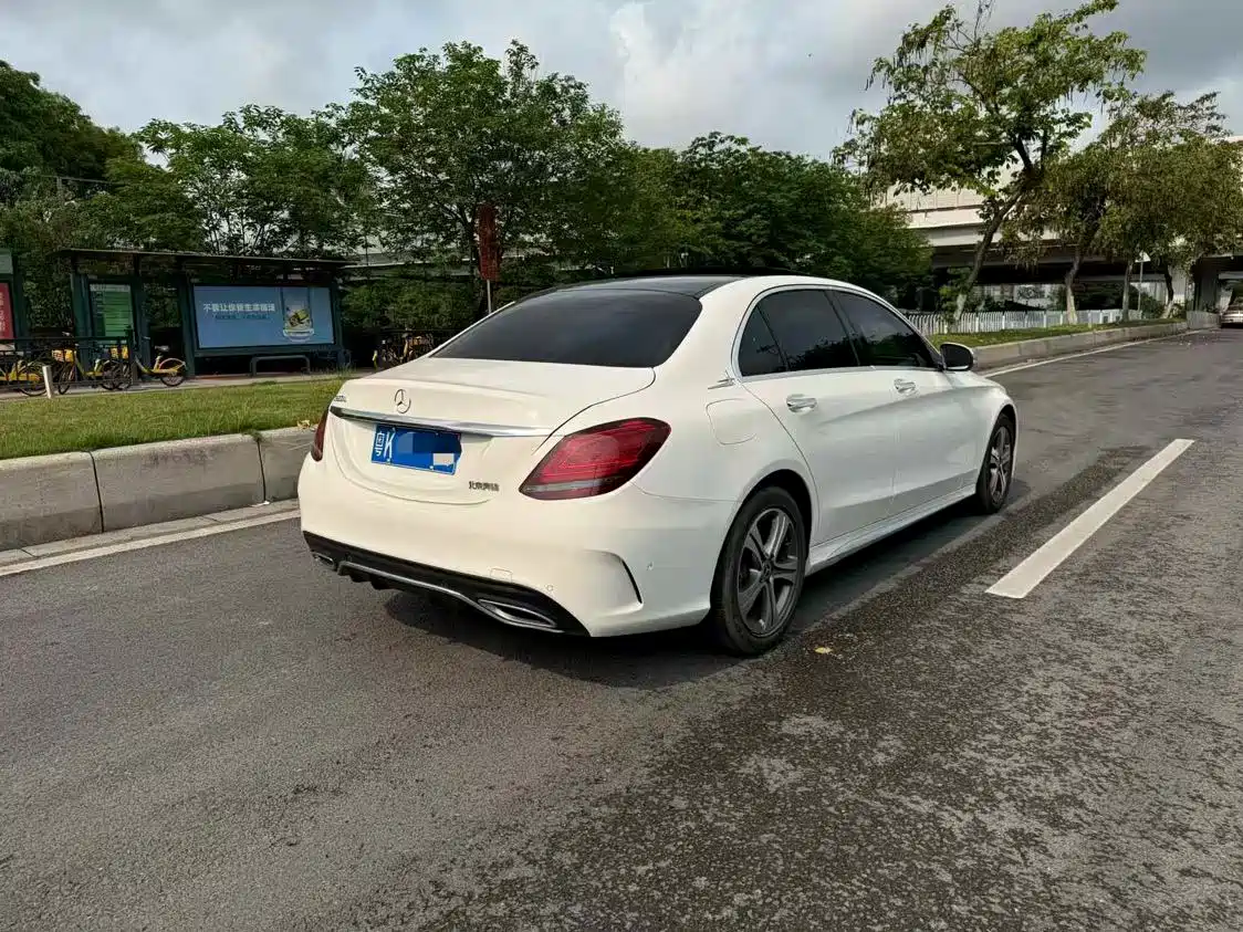 Mercedes-Benz C-Class 2021 C 260 L Sport Edition фото 3