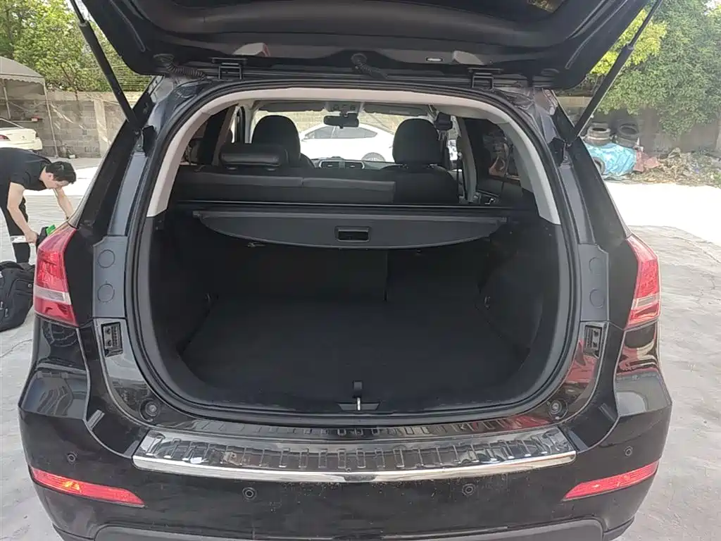 Фото 19 - Haval H2