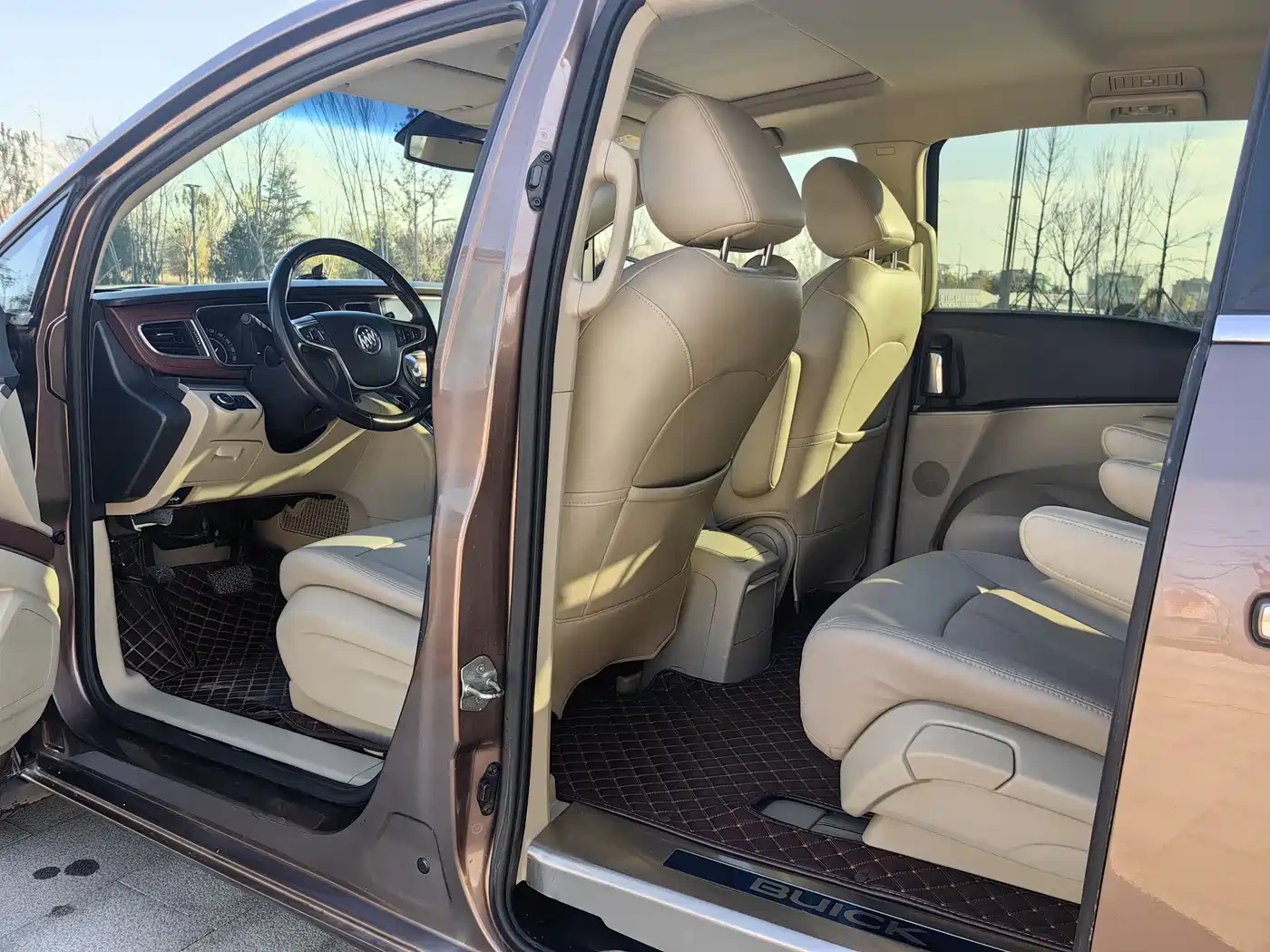 Buick GL8 2018 28T Luxury Model China VI фото 5