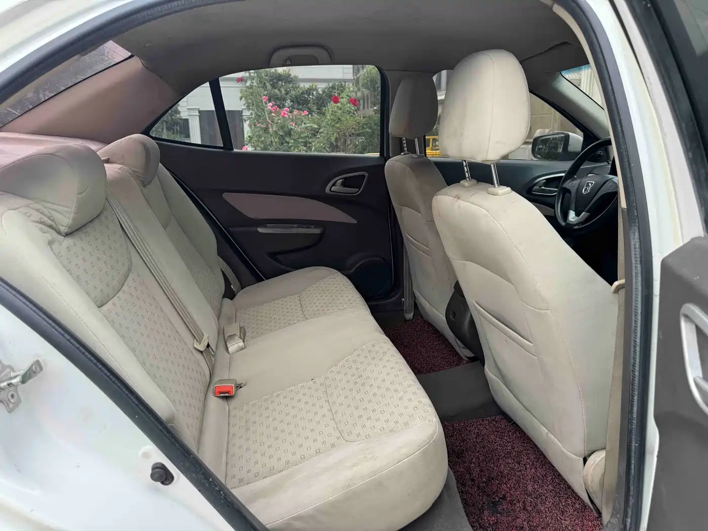 Baojun 630 2013 2013 1.5L Manual Elite