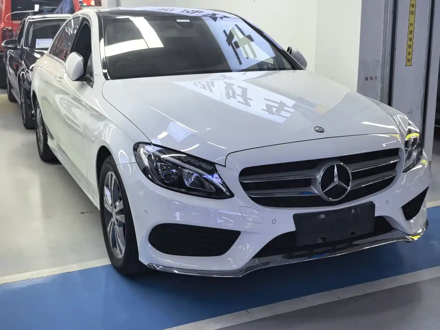 Mercedes-Benz C-Class 2016 C 200 L Sport фото 3