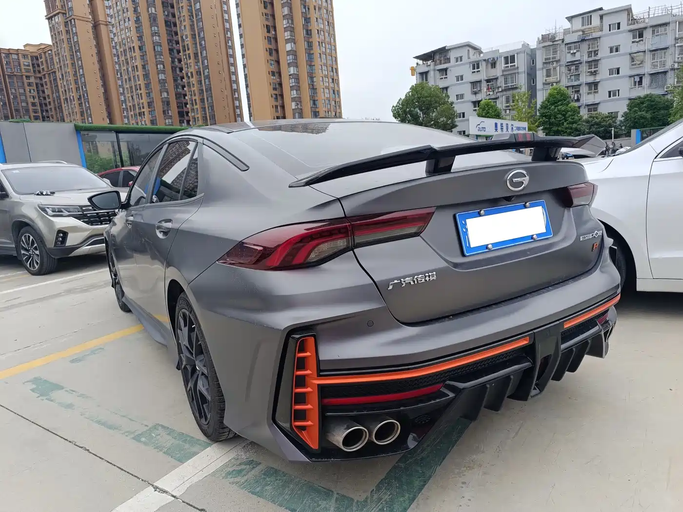 GAC Trumpchi Trumpchi Emkoo 2022 2022 270T DCT J16 R-style Track Edition