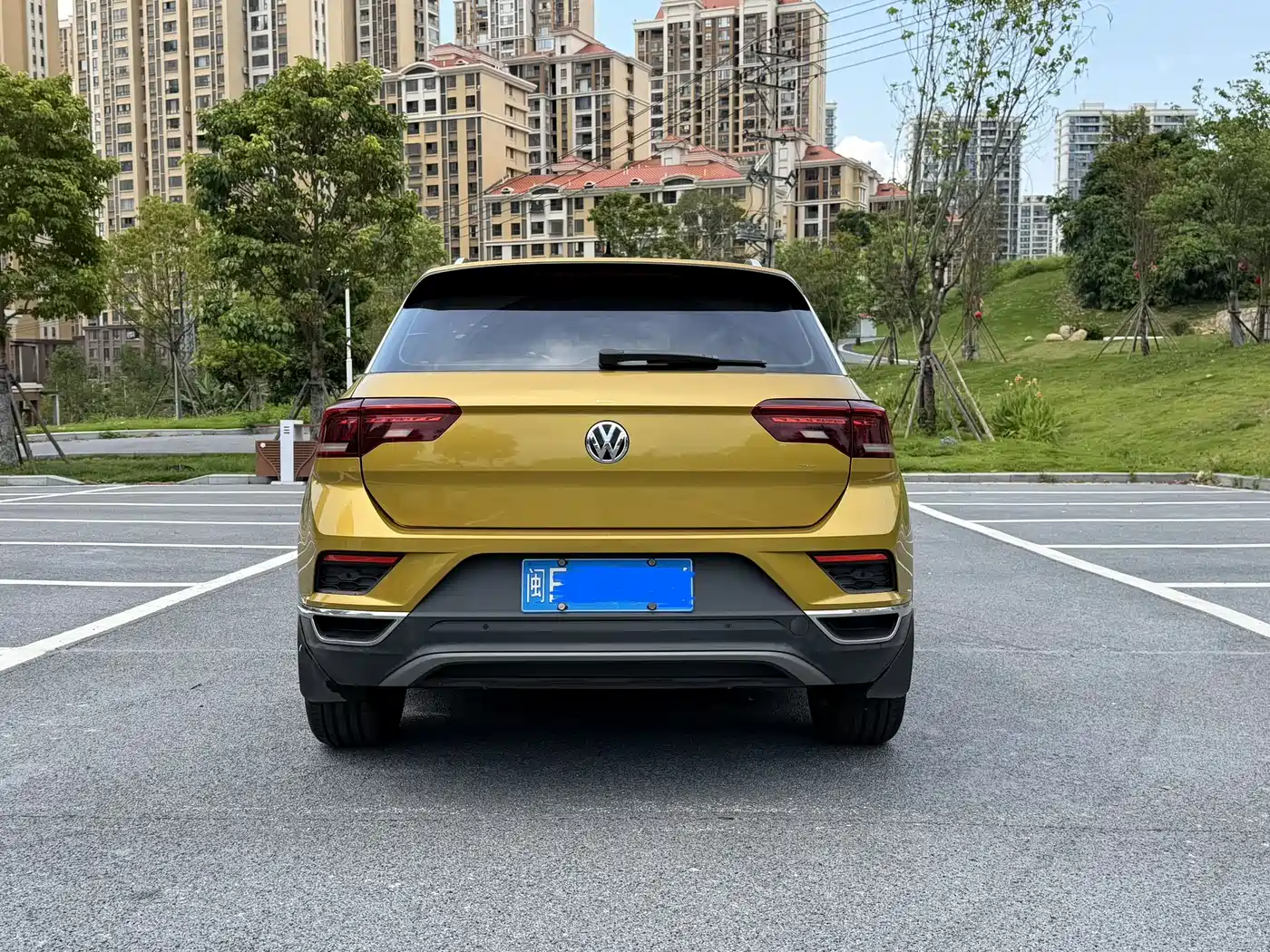 Photo 3 - Volkswagen T-ROC