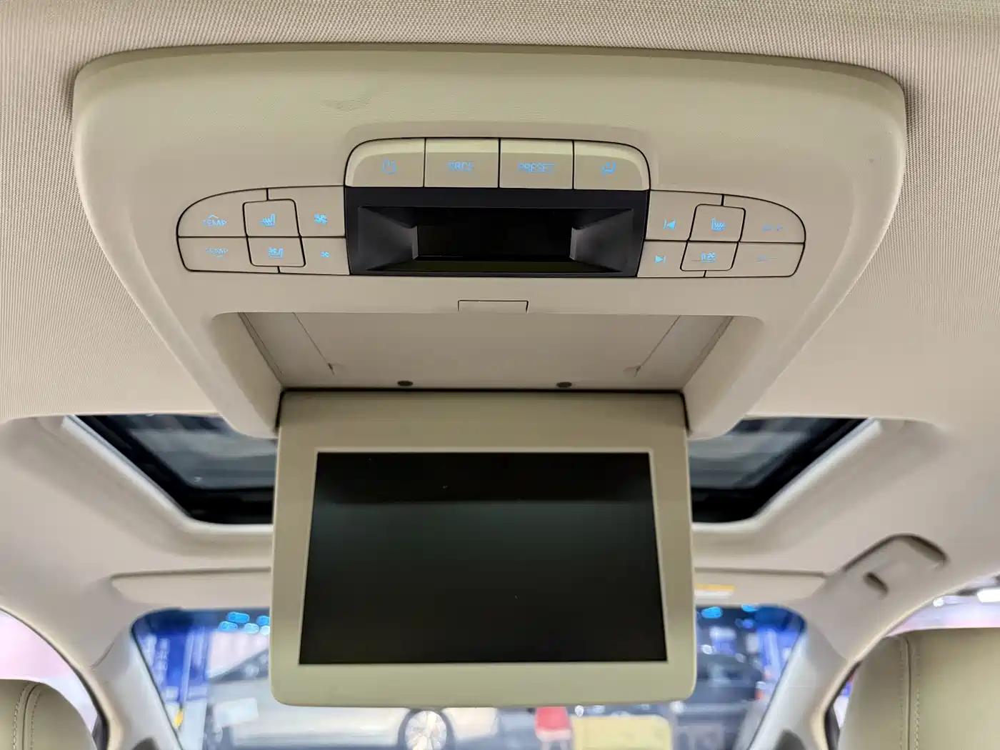 Buick GL8 2014 3.0L XT Luxury Business Flagship фото 28