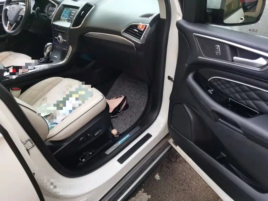 Ford Edge 2018 2018 EcoBoost 245 4WD Premium Plus 7-Seater China V