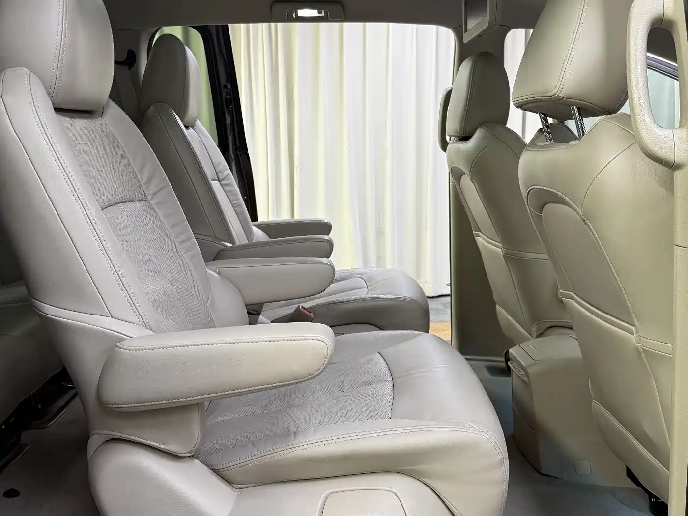 Buick GL8 2014 3.0L XT Luxury Business Flagship фото 31
