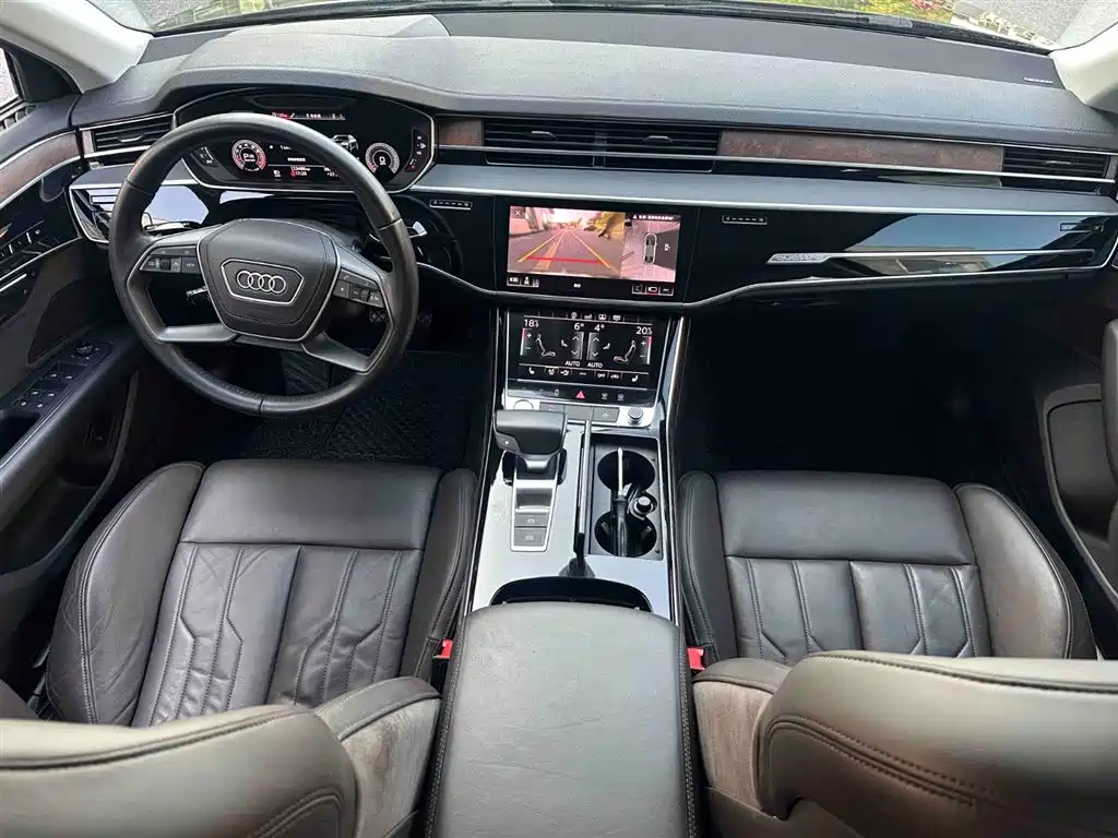 Audi A8 2018 A8L 55 TFSI quattro Launch Premium фото 13
