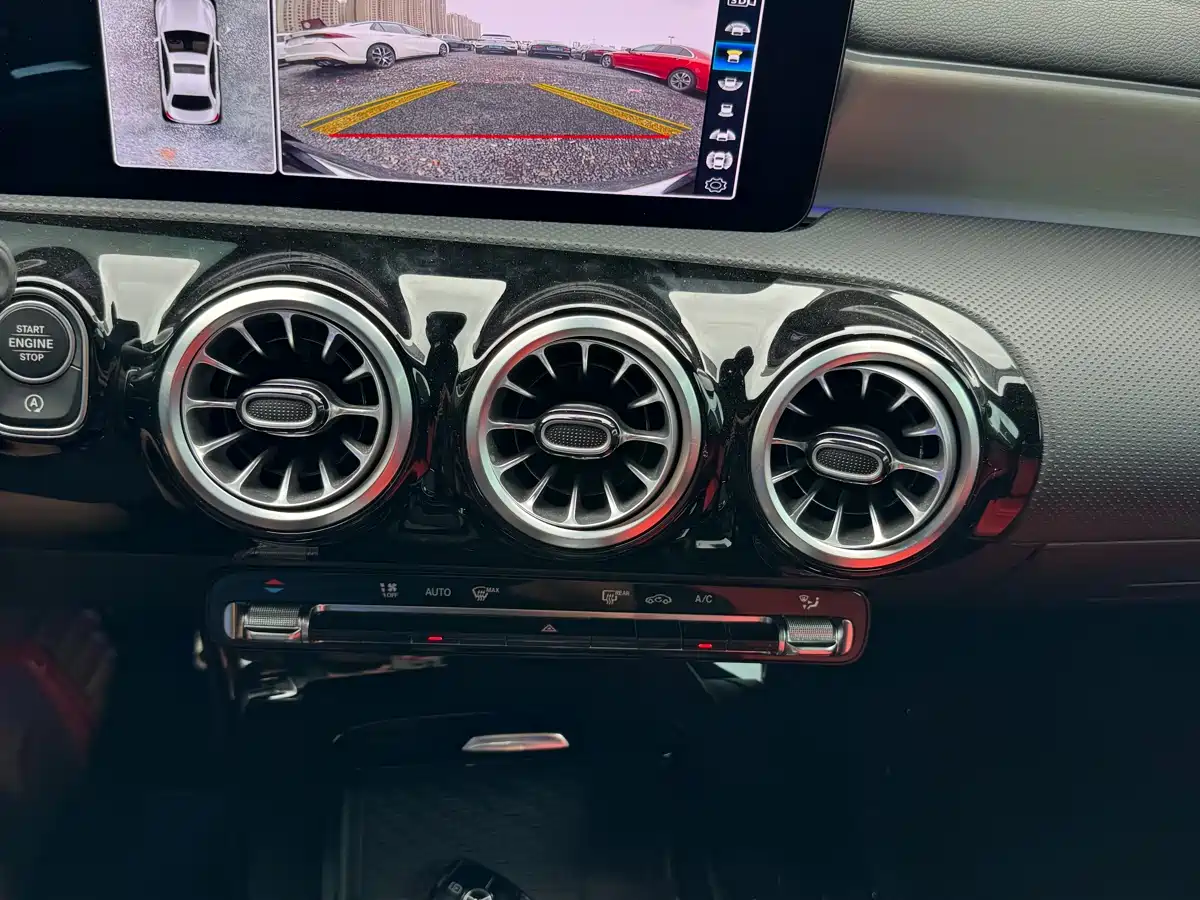 Mercedes-Benz CLA AMG 2024 AMG CLA 35 4MATIC фото 20