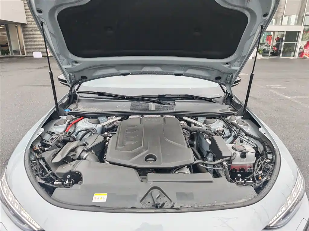 Audi A5L 2025 2.0T Sport Edition Plus фото 13