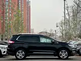 Фото 4 - Ford Edge