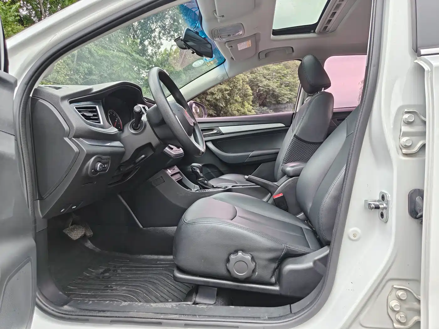 Roewe 360 2018 2018 PLUS 1.5L Automatic Exclusive Edition