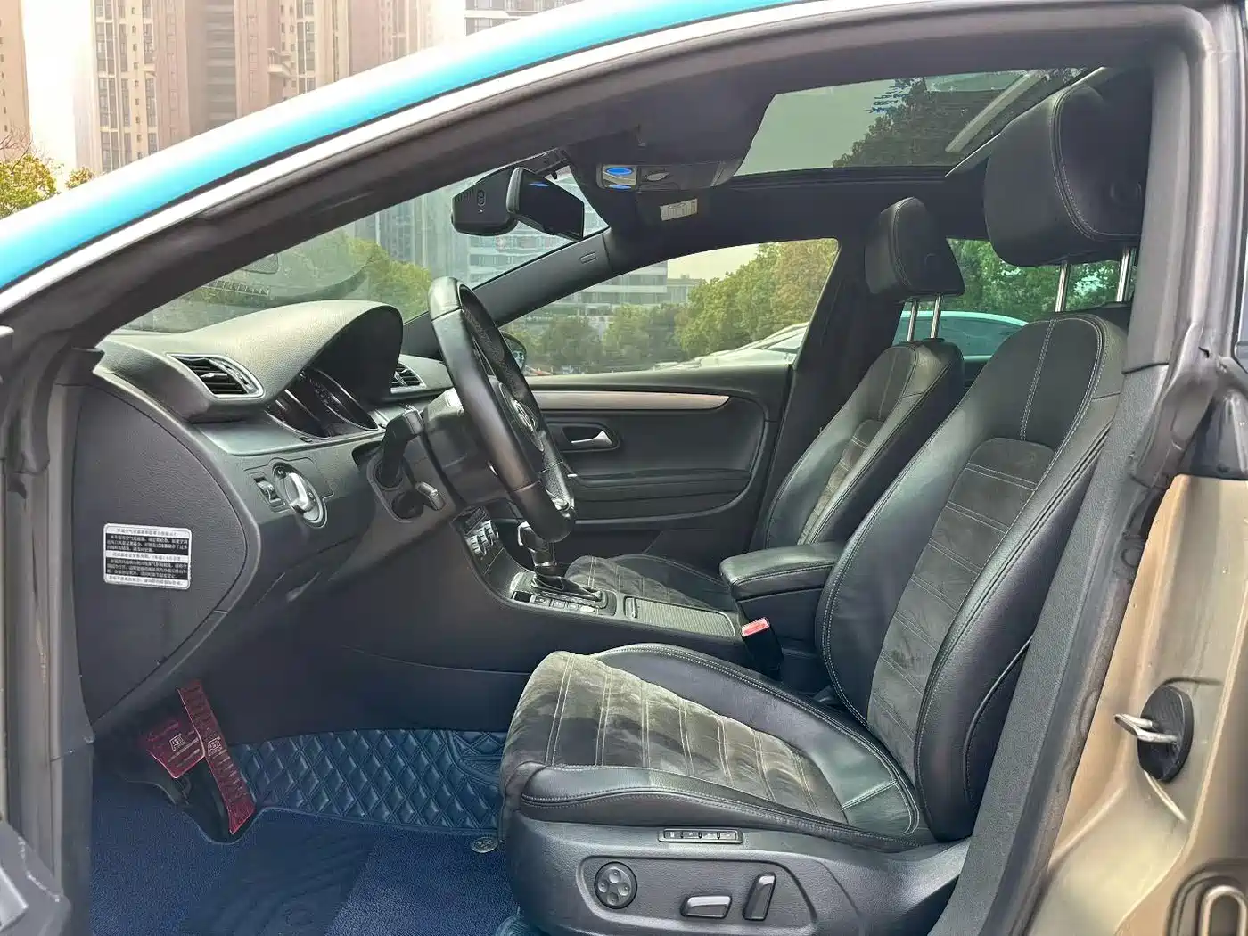 Volkswagen FAW-Volkswagen CC 2015 1.8TSI Luxury фото 4