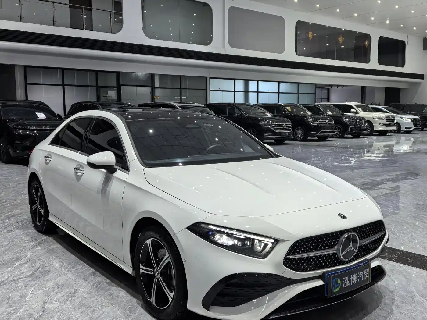 Mercedes-Benz A-Class 2024 A 200 L Fashion Edition фото 3