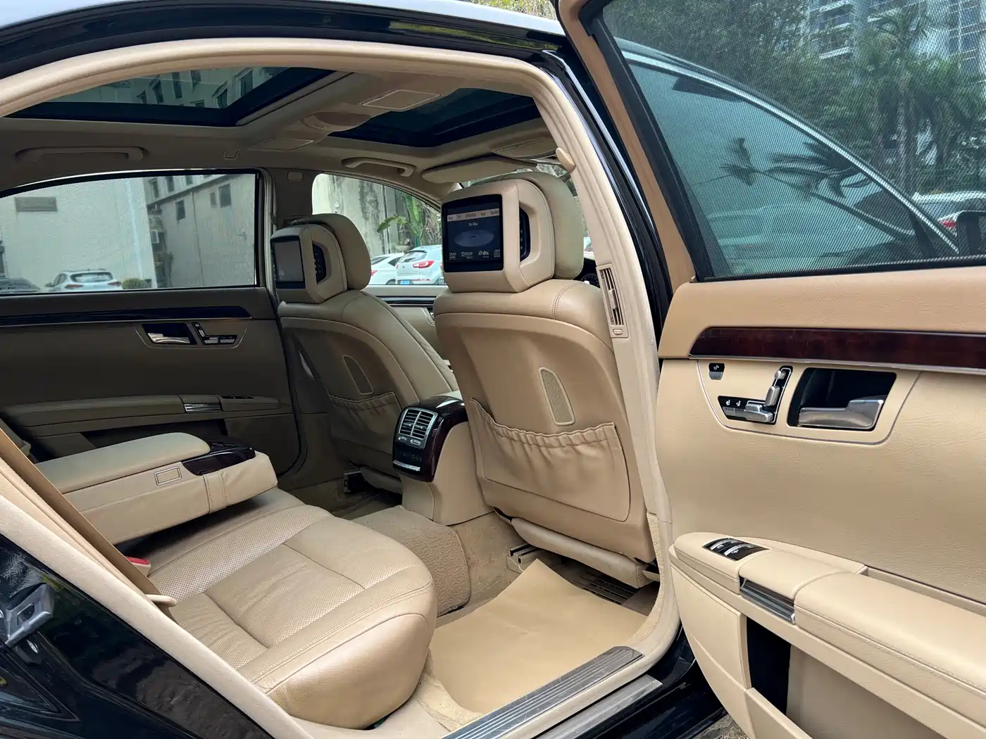 Mercedes-Benz S-Class 2010 S 350 L Luxury фото 12