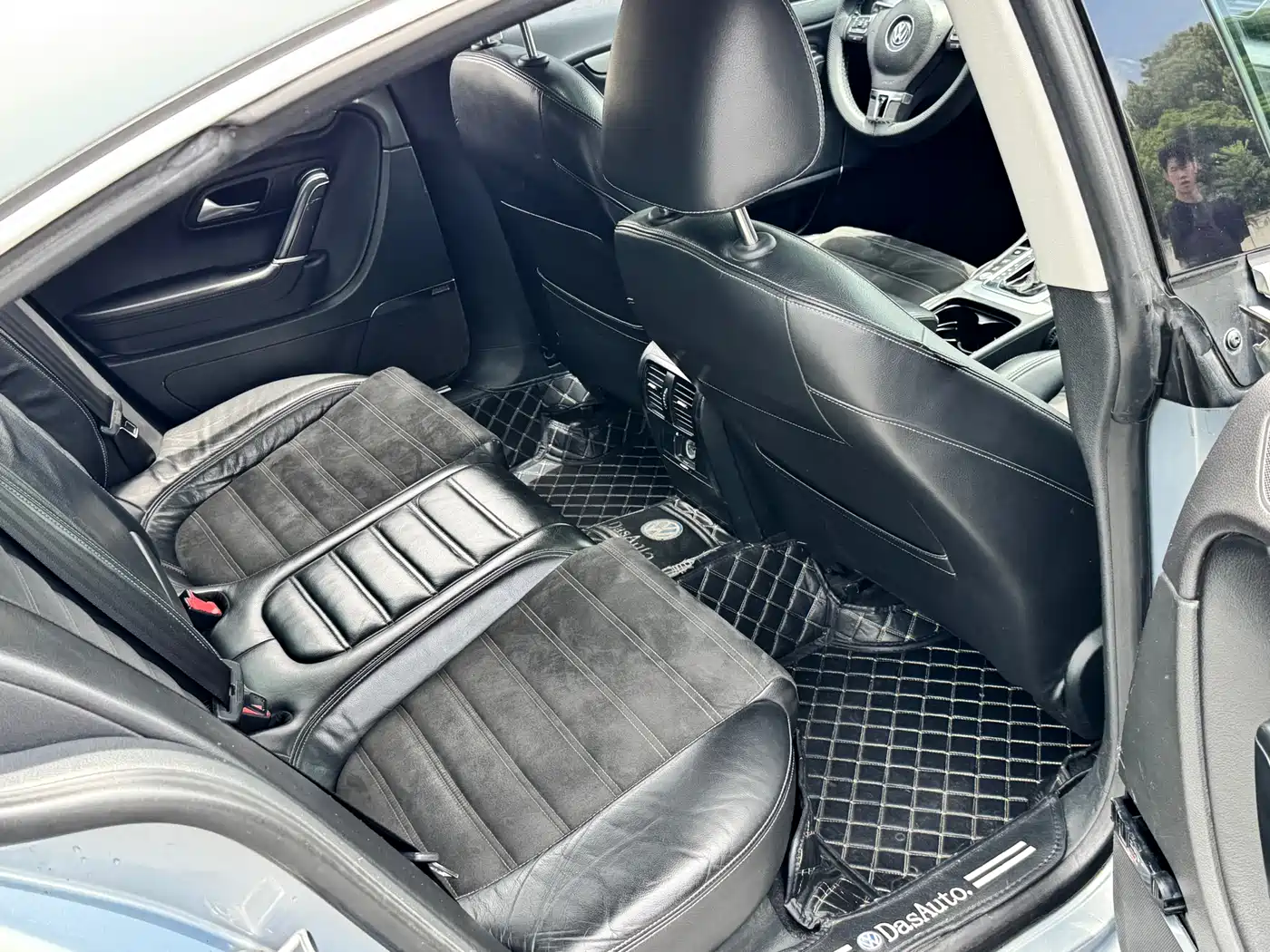 Volkswagen FAW-Volkswagen CC 2012 Model 2.0TSI Luxury фото 12