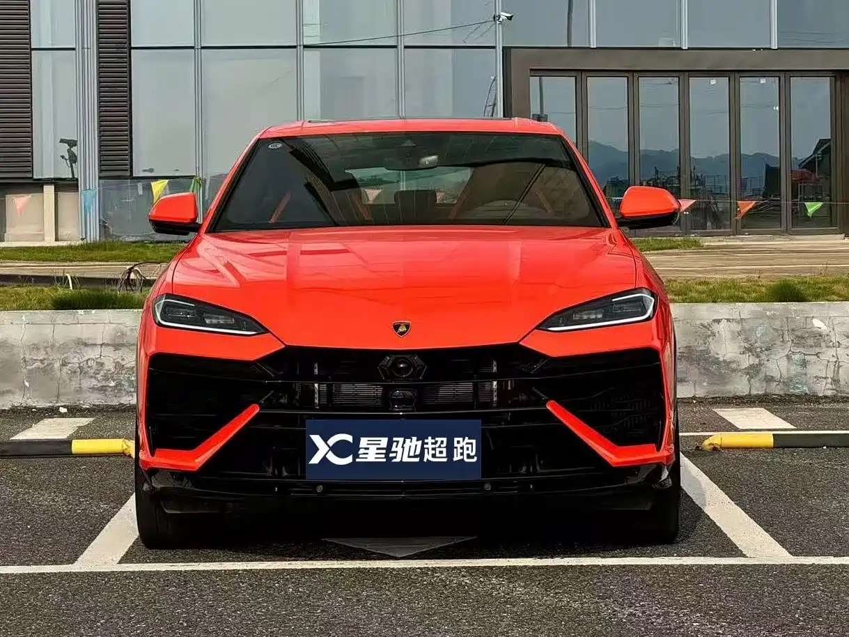 Lamborghini Urus SE 2025 2025 4.0T Standard Edition
