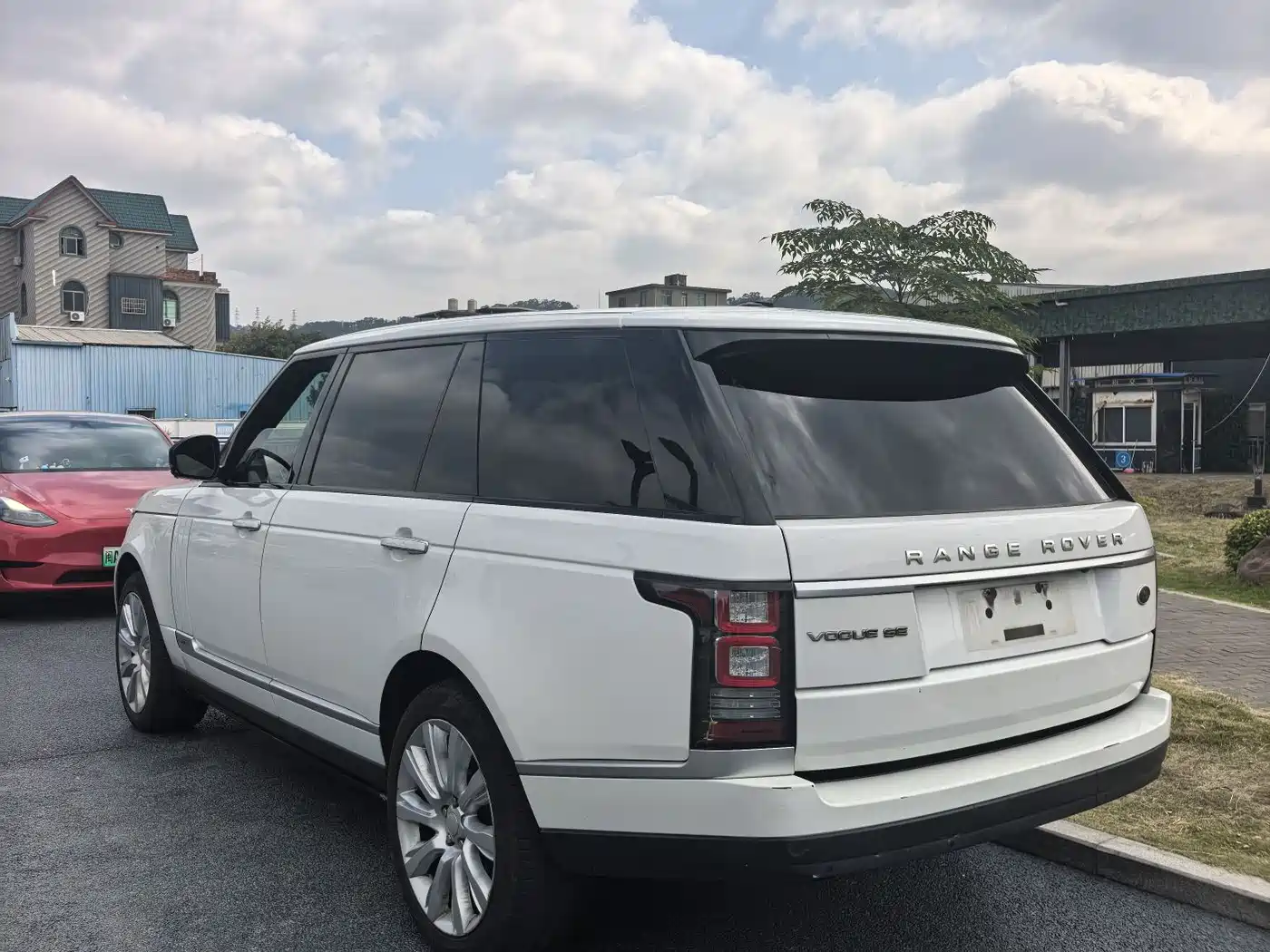 Land Rover Range Rover 2014 3.0 SC V6 Vogue SE Genesis Extended Edition фото 9