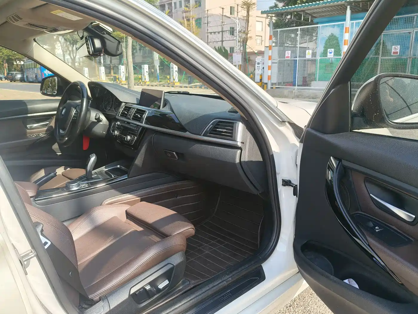BMW 3 Series 2019 320Li Fashion Type фото 15