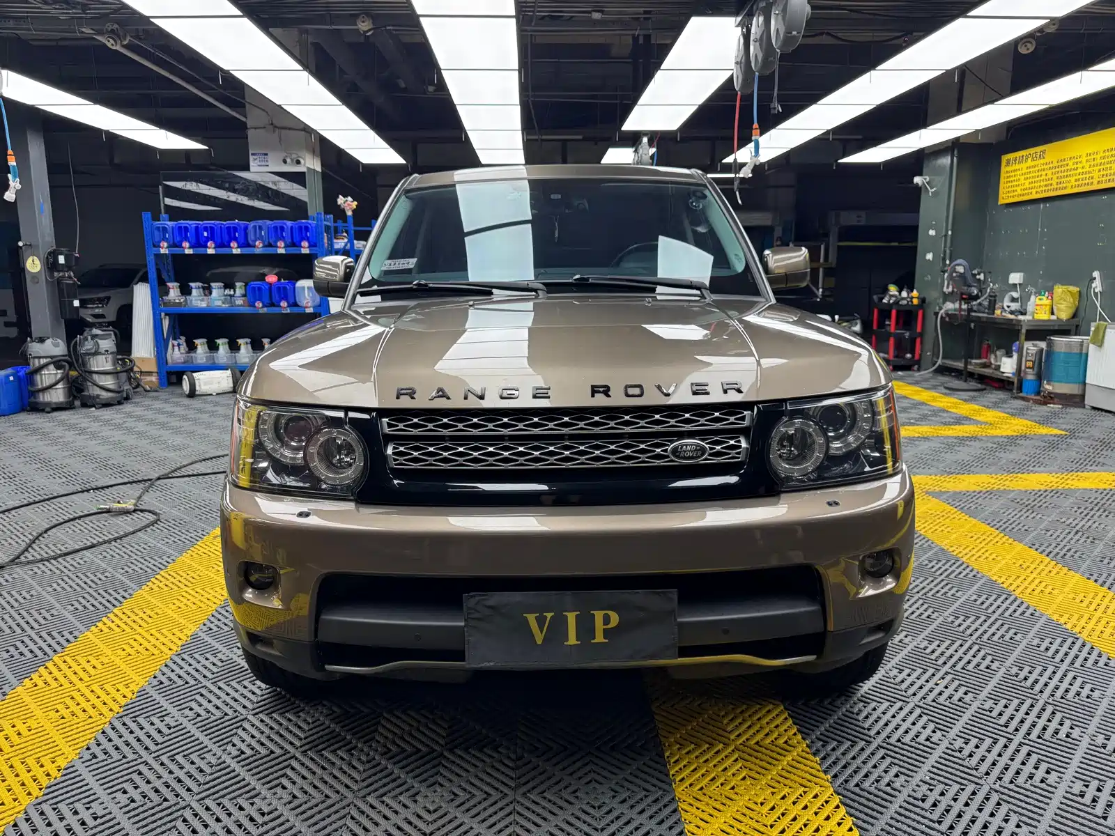 Фото 2 - Land Rover Range Rover Sport
