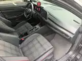 Фото 6 - Volkswagen Golf GTI