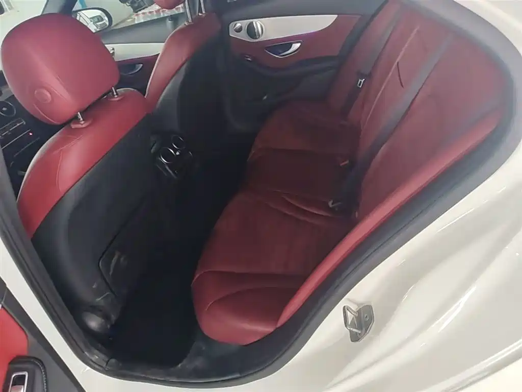 MERCEDES-BENZ CLASS C