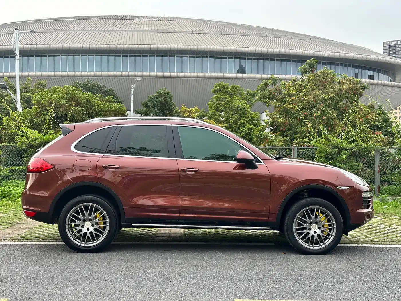 Porsche Cayenne 2011 Cayenne S 4.8L фото 8