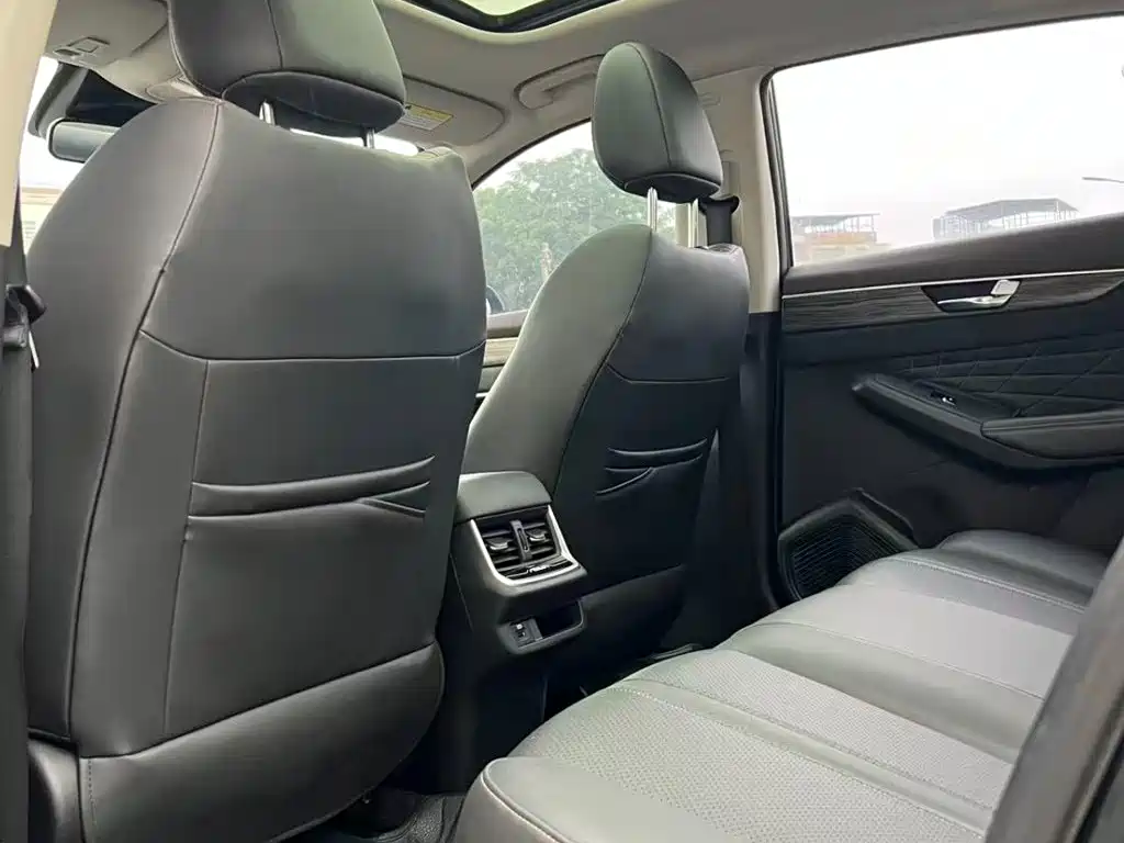 Dongfeng Aeolus Yixuan MAX 2022 2021 1.5T Super Cool Dad Edition