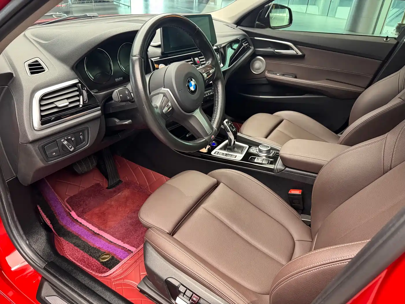 BMW 1 Series 2022 120i M Sport Shadow Edition фото 5