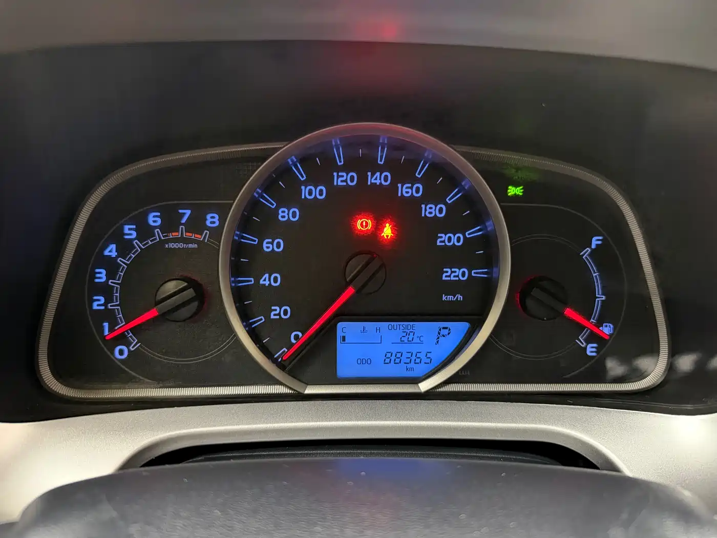 Toyota RAV4 Rongfang 2016 2.0L CVT 2WD Trend (China V) фото 17