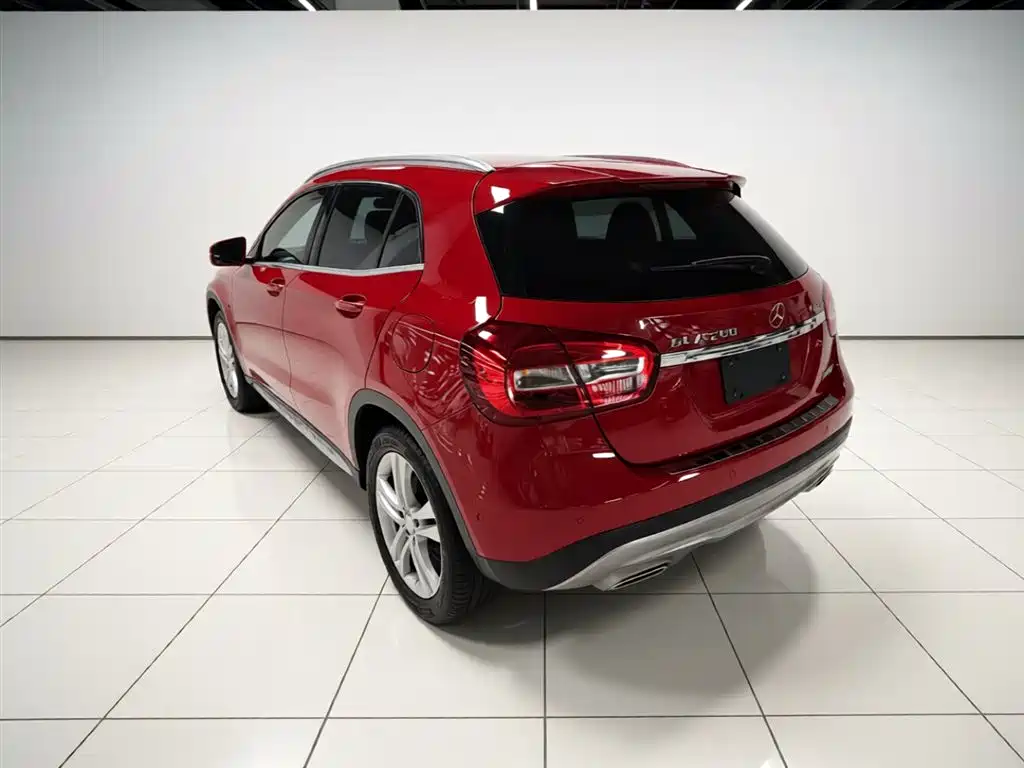 Mercedes-Benz GLA 2016 GLA 200 Dynamic фото 5