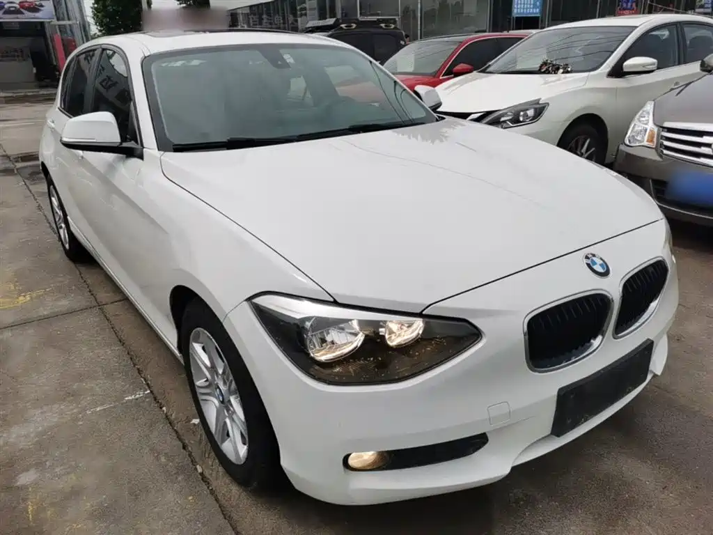 BMW 1 Series (Import) 2013 Facelift 116i Leading Model фото 4