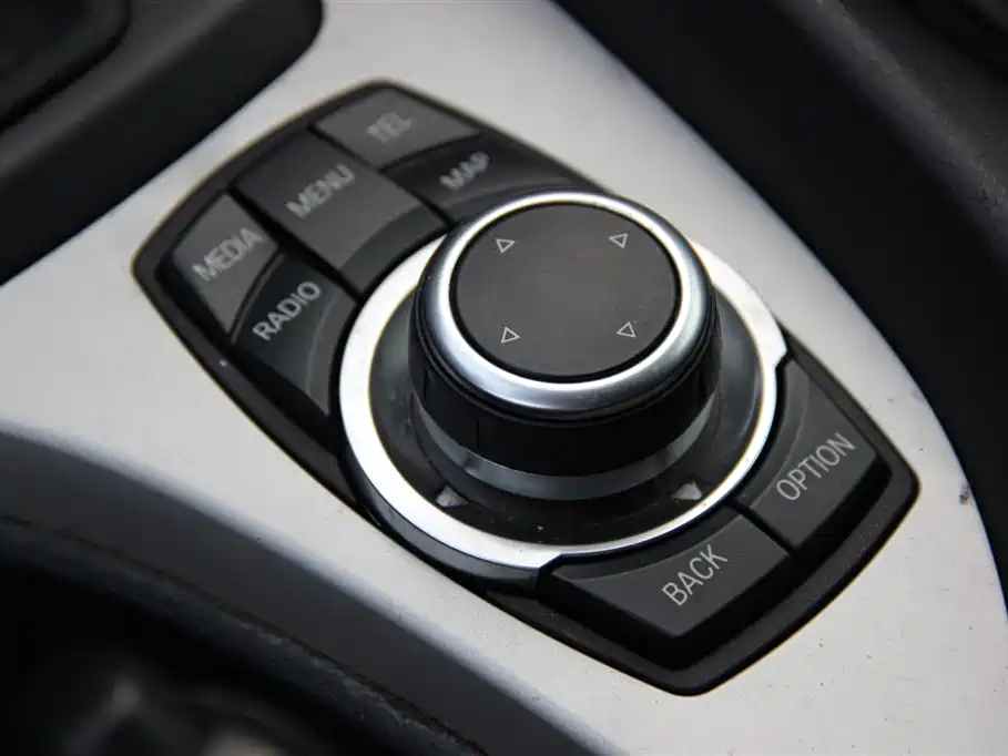 BMW X1 (Import) 2012 sDrive18i Luxury фото 21