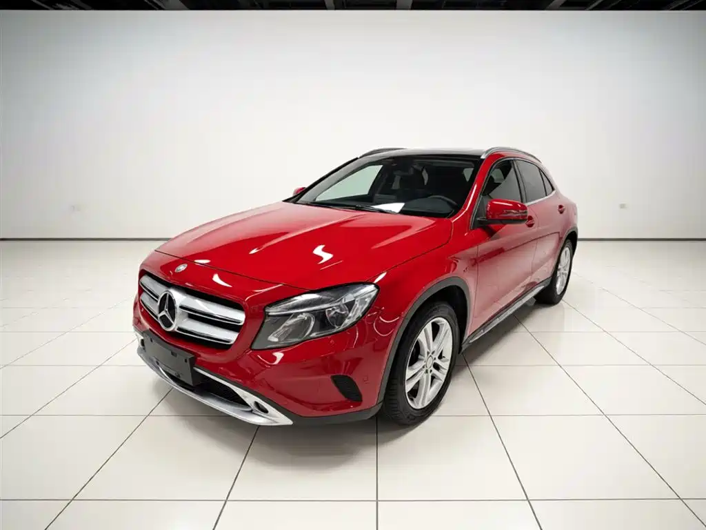 Mercedes-Benz GLA 2016 GLA 200 Dynamic фото 2