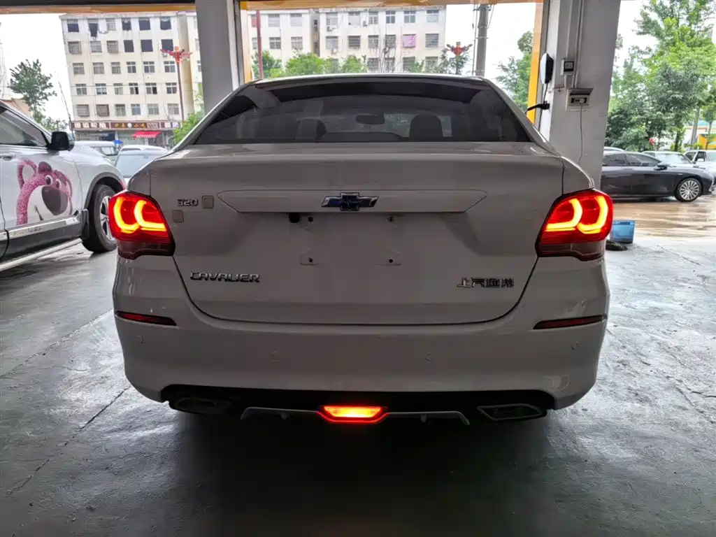 Chevrolet Cavalier 2019 320 Auto Sunroof Enjoyment Edition фото 6