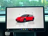 Фото 8 - Tesla Model 3