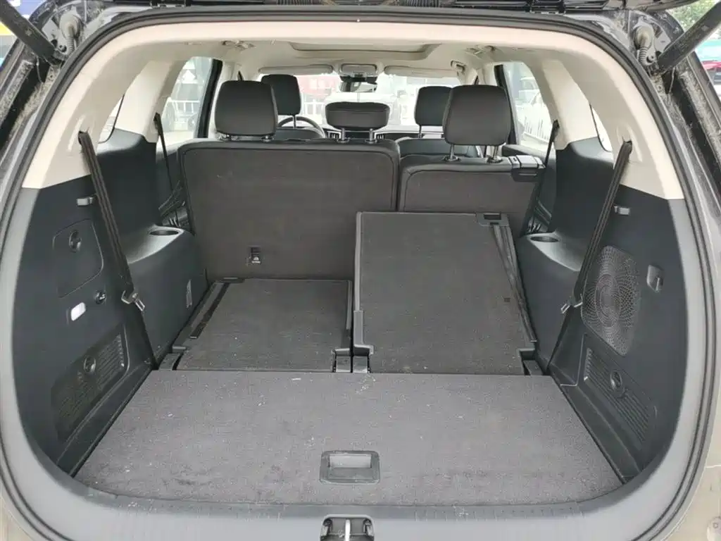 Hongqi HS7 PHEV 2024 2024 2.0T PHEV AWD Qichang Edition 7-seater