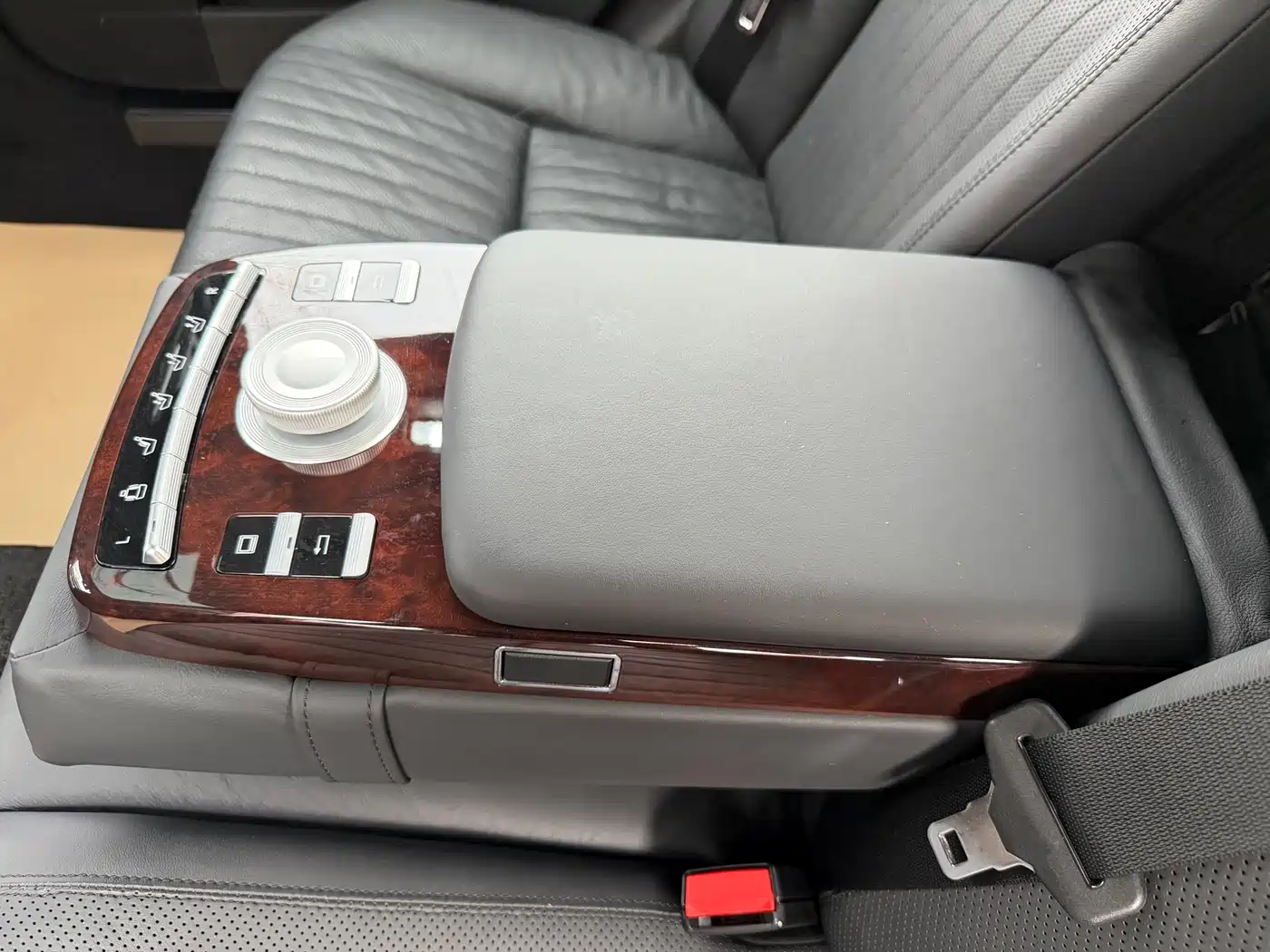 Mercedes-Benz S-Class 2008 Model S 600 L фото 17