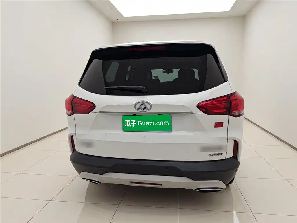 SAIC Maxus D90 2017 2017 2.0T Automatic 2WD Uranus