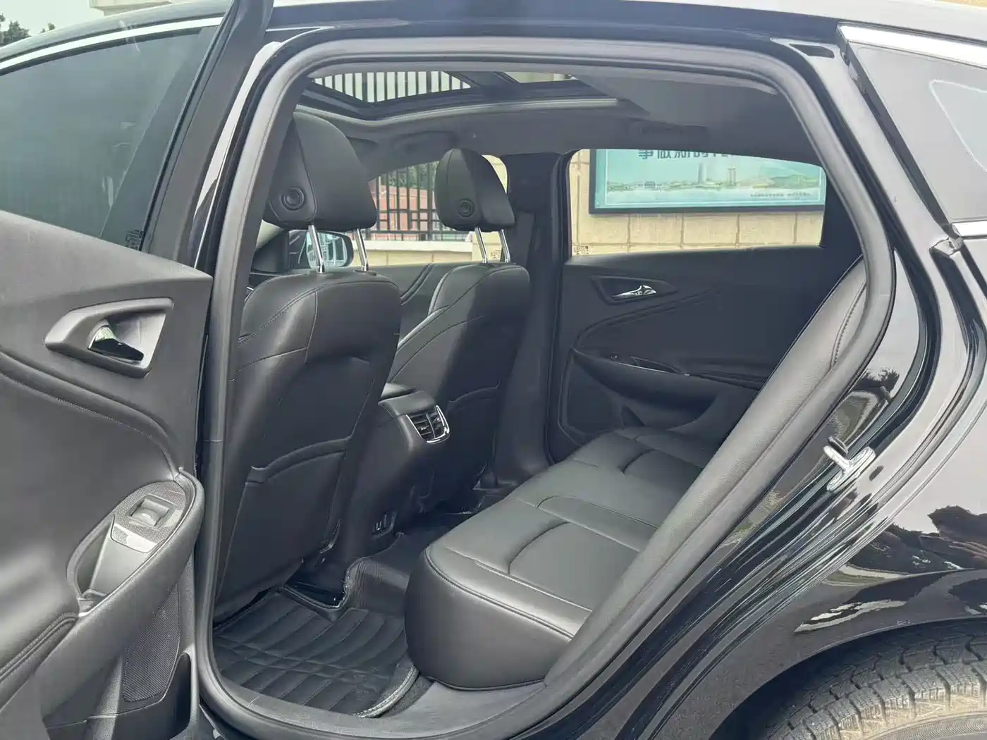 Chevrolet Malibu XL 2021 535T Auto Sharp Edition фото 8