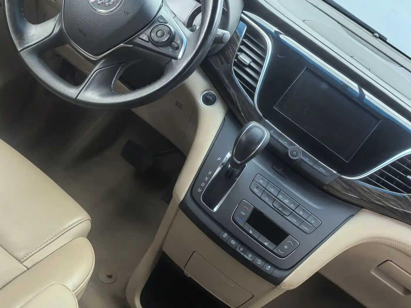 Buick GL8 2017 ES 28T Premium China V фото 9