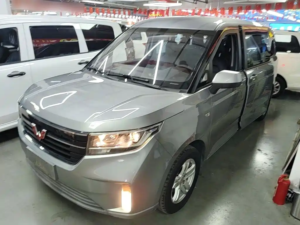 Фото 2 - Wuling Motors Wuling Journey