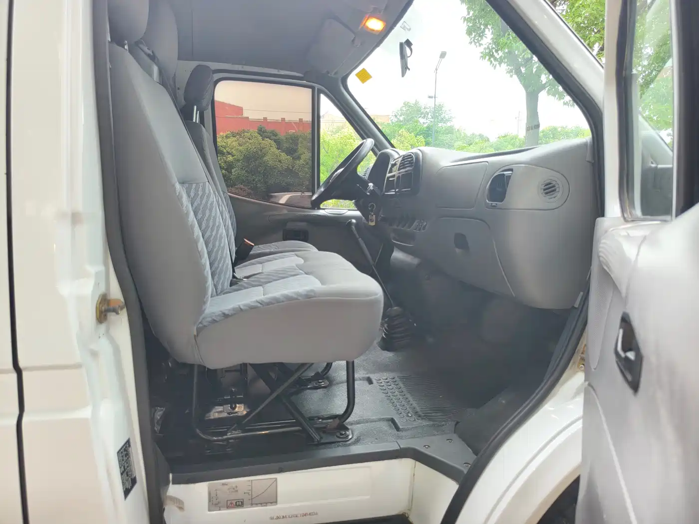 Ford Classic Transit 2014 2013 2.8T Diesel Standard Short Wheelbase Medium Roof JX493ZLQ4