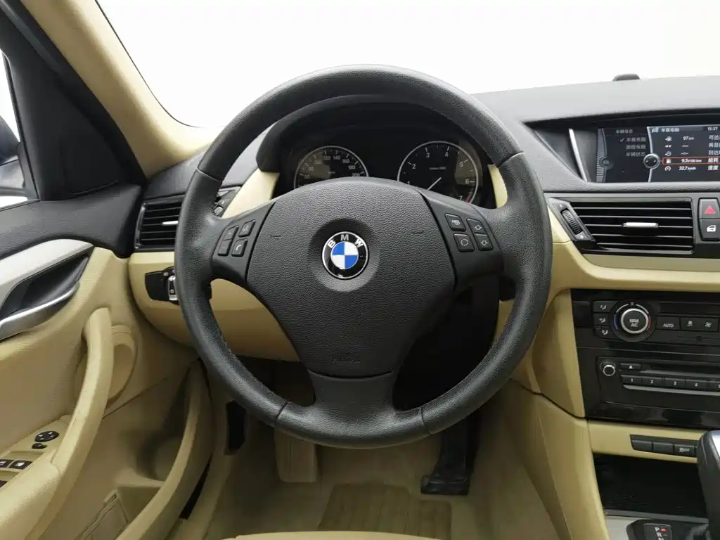 BMW X1 (Import) 2014 2012 sDrive18i Luxury
