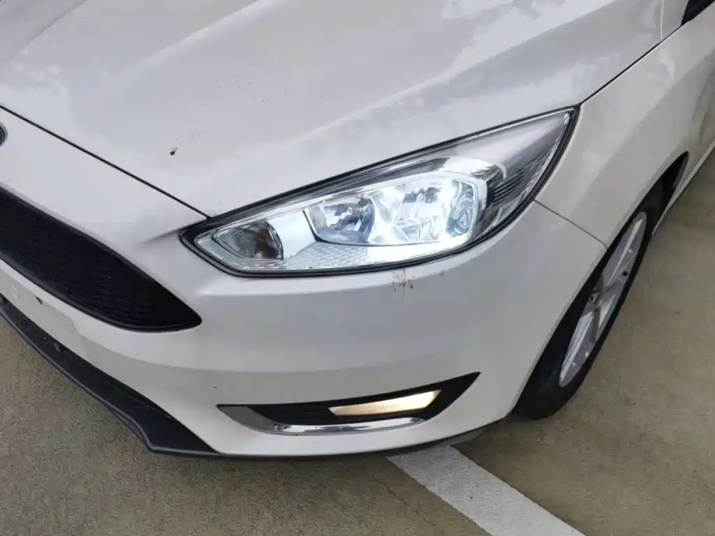 Ford Focus 2019 2015 Hatchback EcoBoost 125 Manual Premium Trend